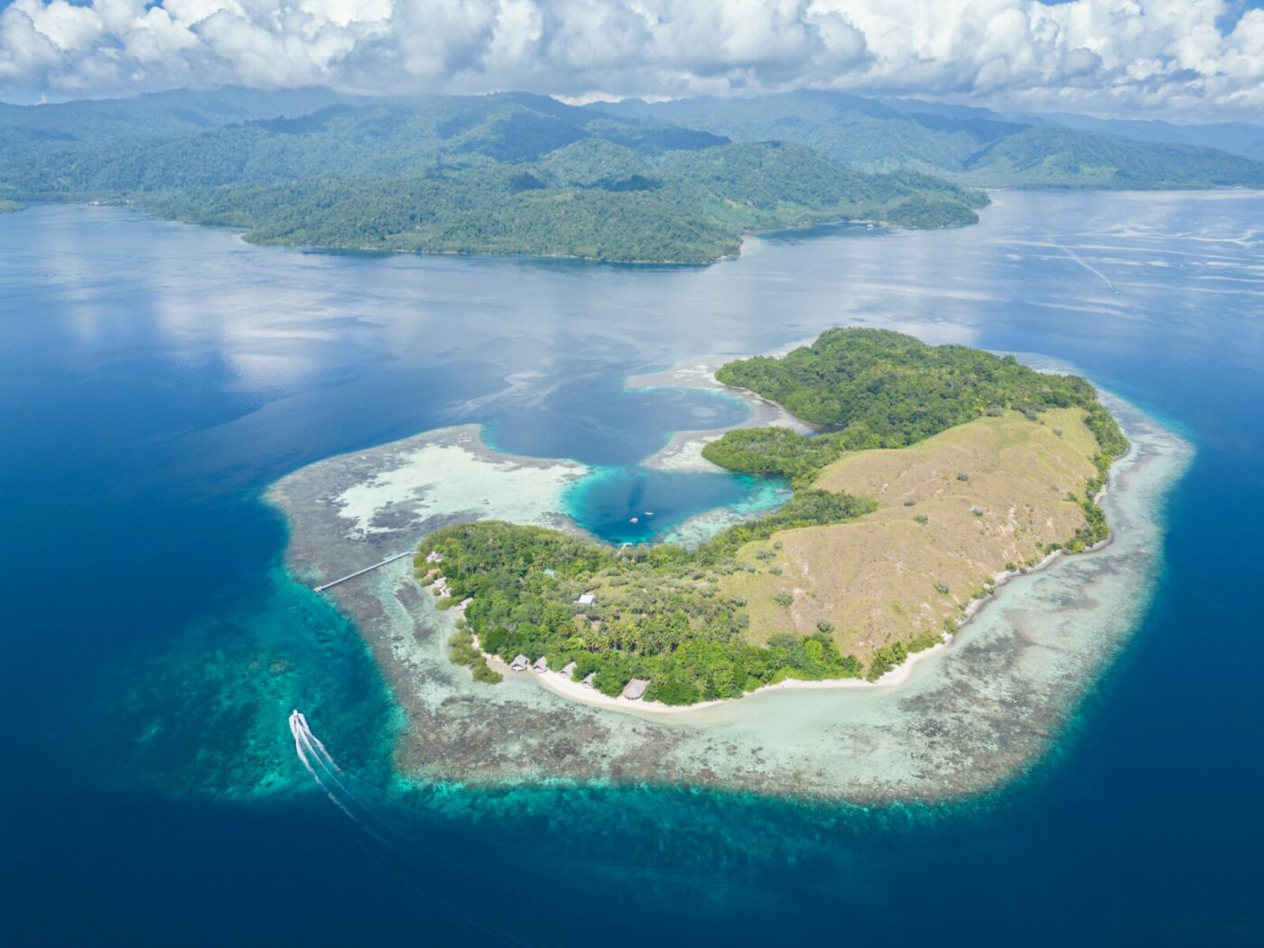 1_AERIAL_Kusu-Island-Resort-8-min-scaled