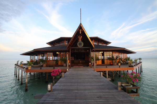 8477999861_fdec72542c_h