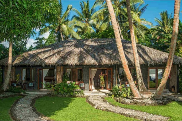 a7d2b39b2d-paradise-taveuni-resort-oceanfront-aircon-vale-exterior-2