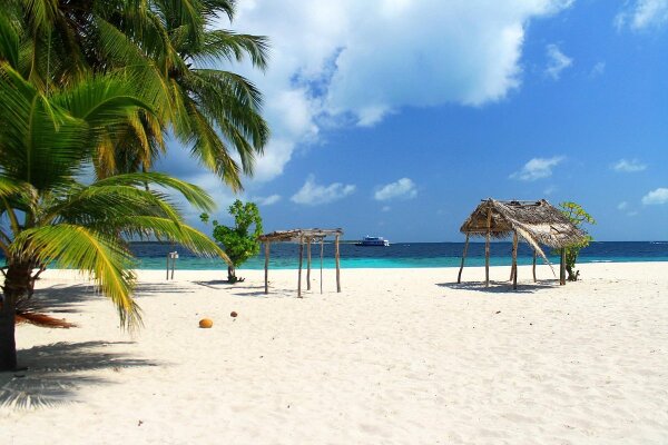 dharavandhoo-beach-picture