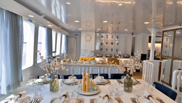 dinning-room-1-galaxy-diver-2