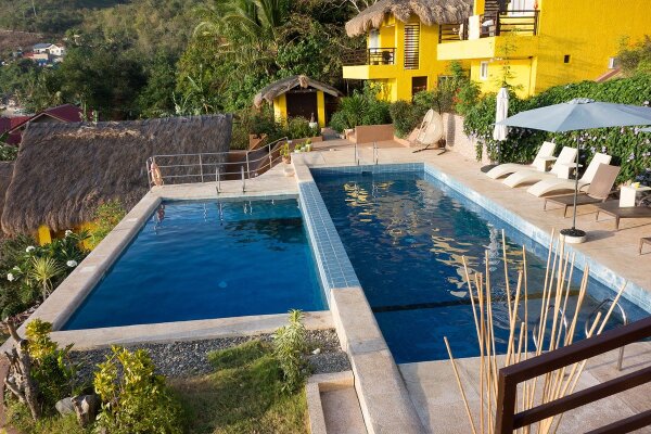 dive-pool-to-the-left