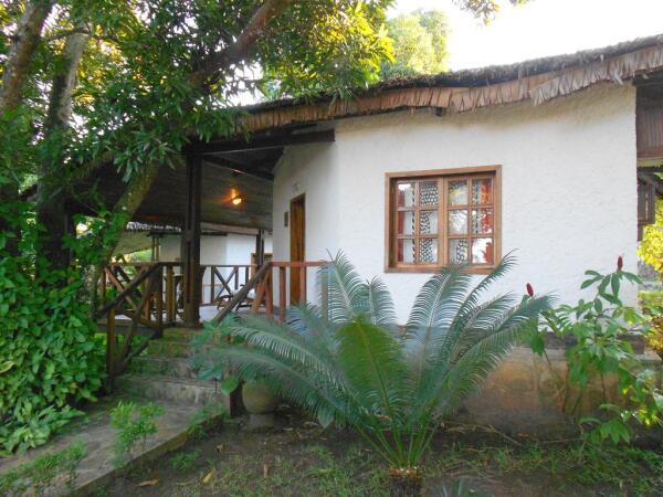 Hotel-Corail-Noir-Jardin-Madagascar-Easy-africa-hotel-10
