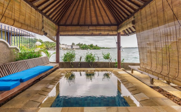 IMG_9227-micronesia-fsm-manta-ray-bay-resort-yap-offers-luxury-on-remote-yap-island-hotel-review-007