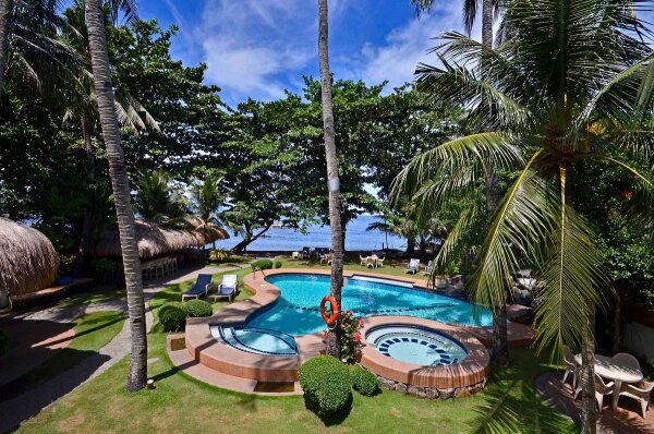 mike-s-dauin-beach-resort