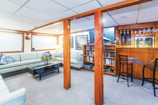 nautilus-explorer-lounge-area23