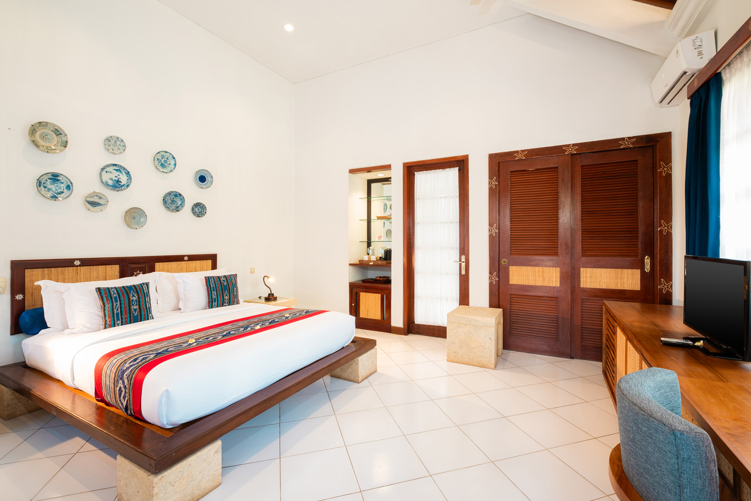 Almarik-Superior-Room-Slide-01