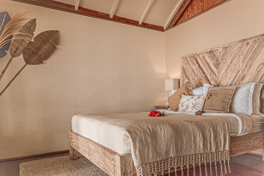 beachfront-bungalow-kalimaya-dive-resort-bima-indonesia