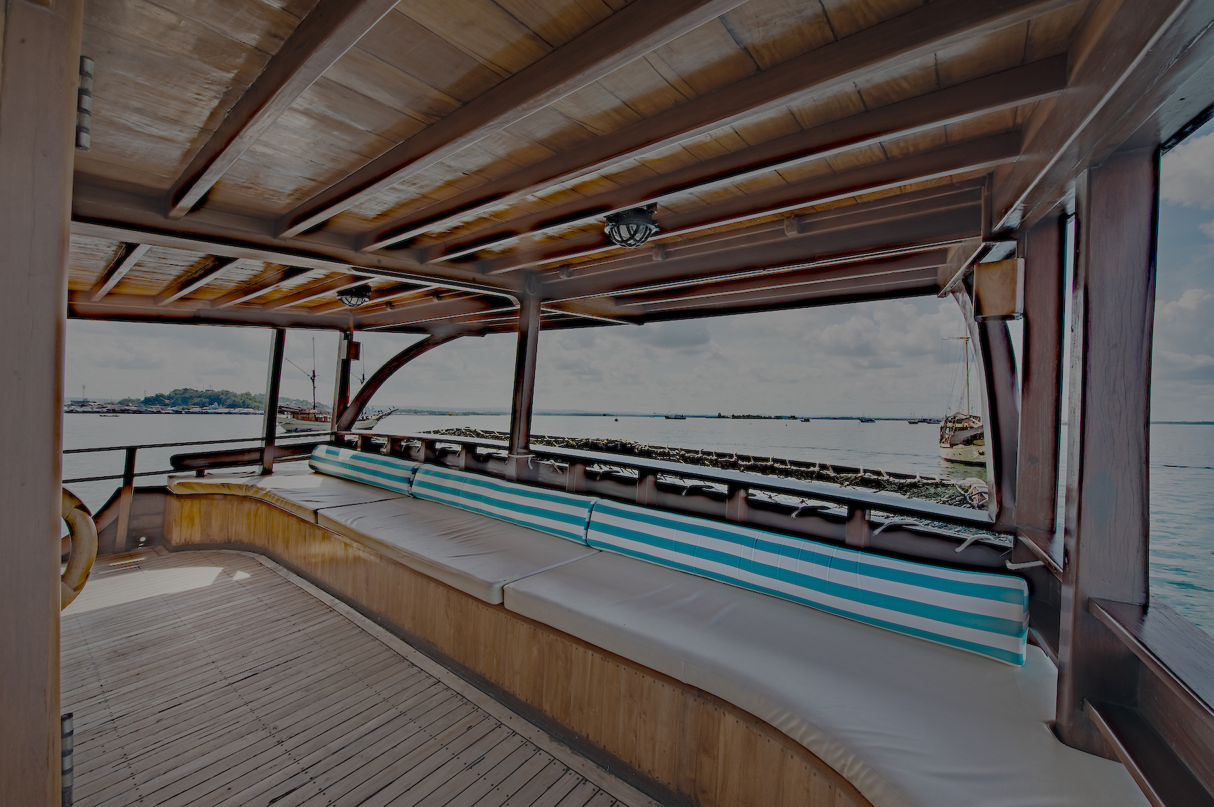 CMLO_Outdoor_Bench_Lounge_02