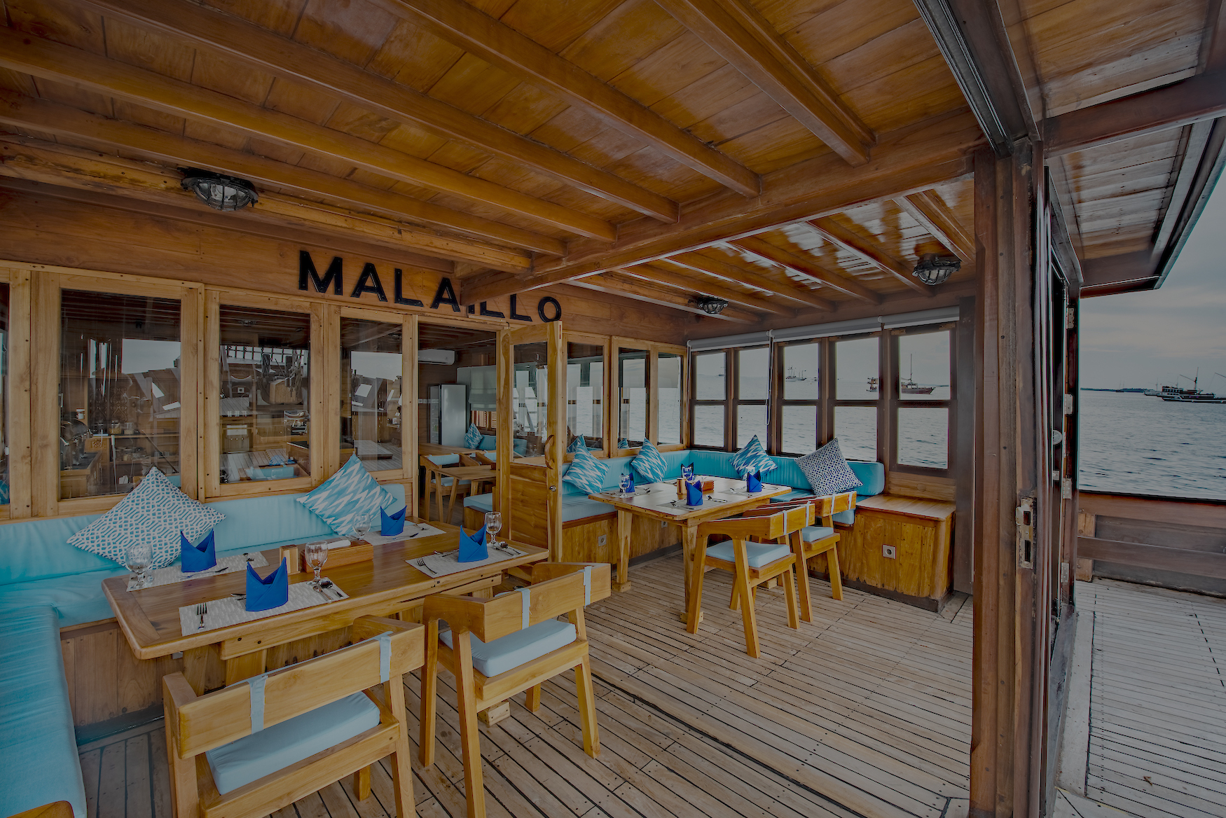 CMLO_Outdoor_Restaurant_01