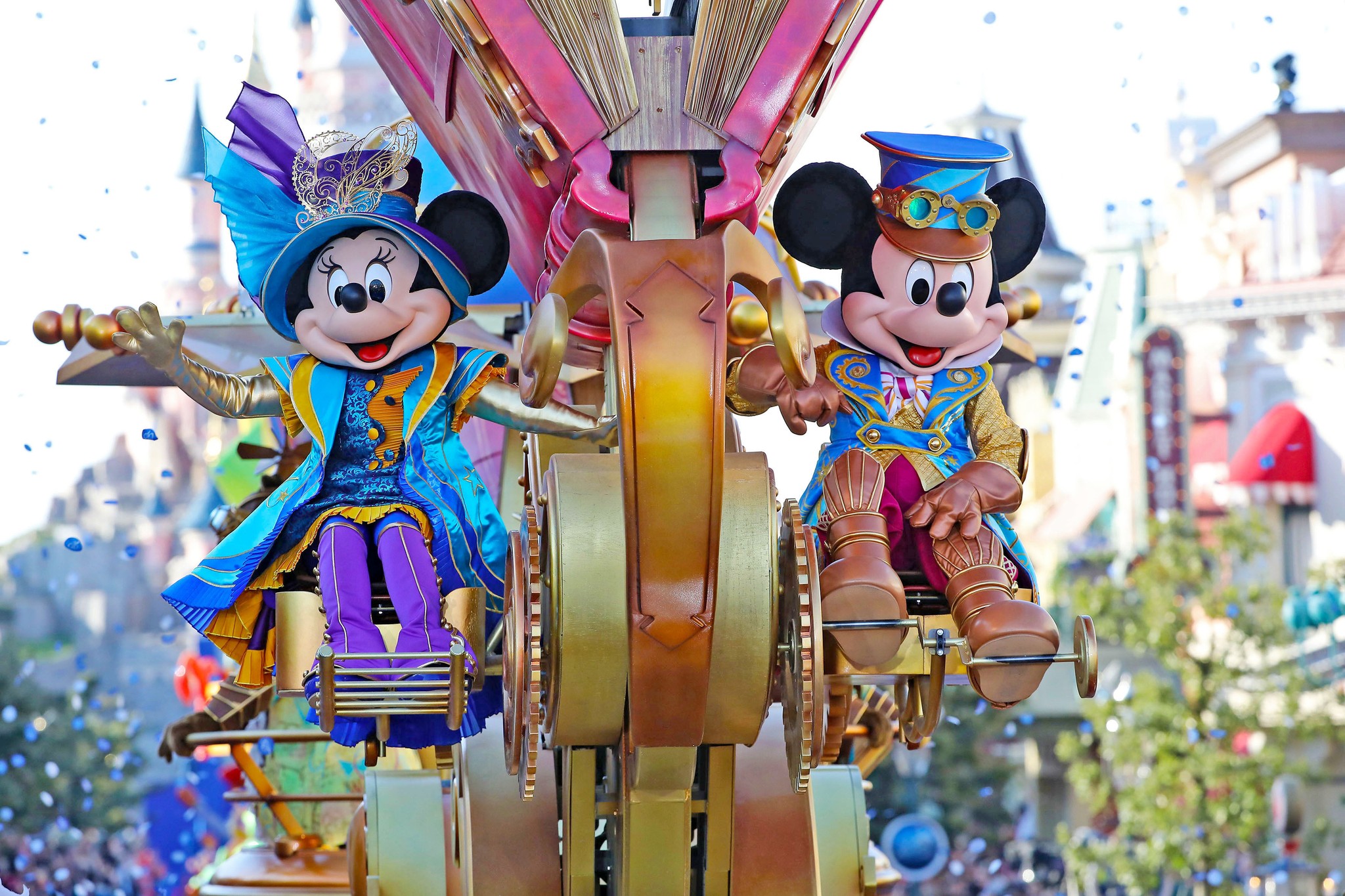 disney-stars-on-parade-mickey-minnie