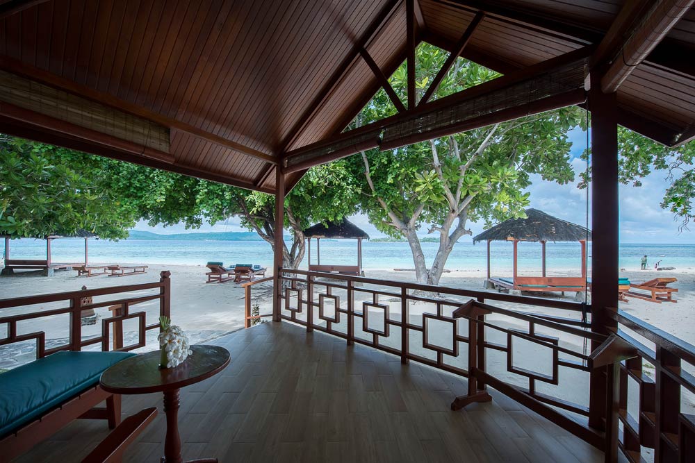 DSC_4959-HDR-Balcony-Ocean-View__1_