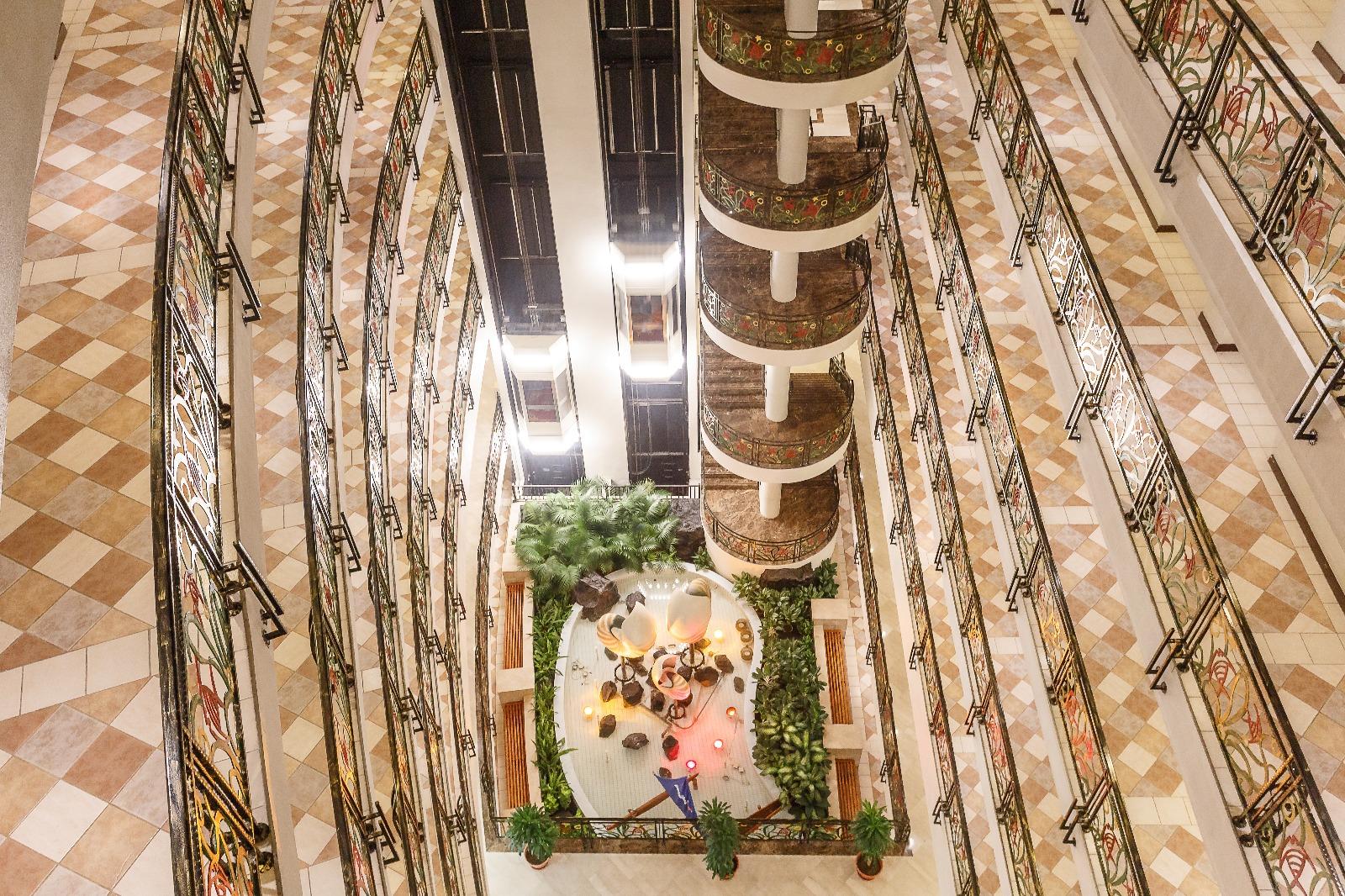 elevator-2_1493980526