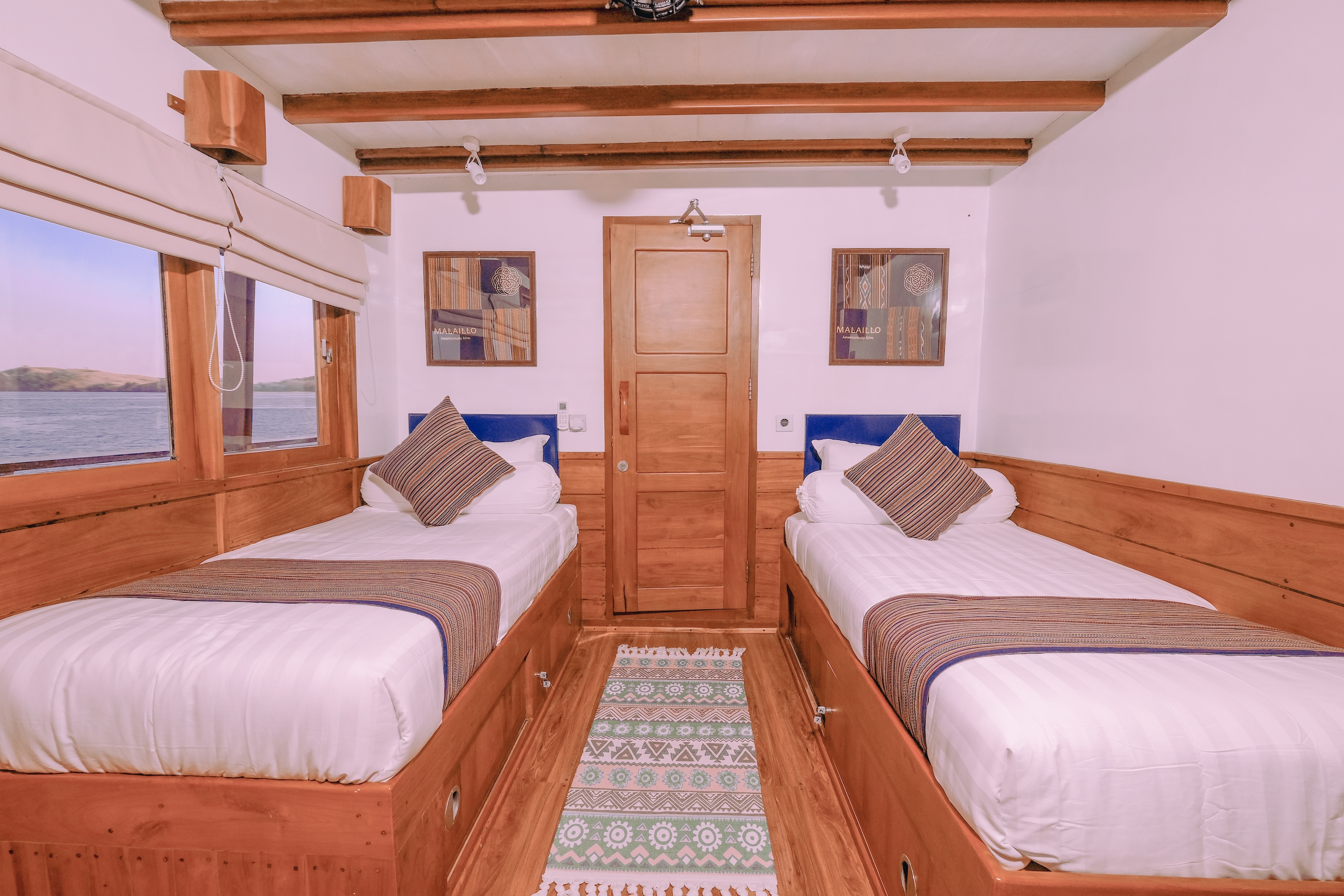 MLO_Upper_Deck_Twin_Cabin_Banda_Neira_03