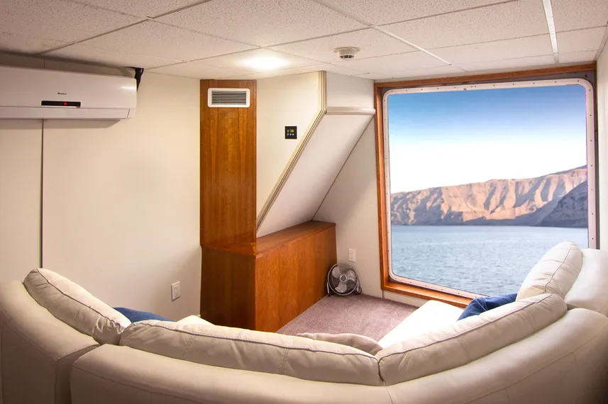 nautilus-explorer-premium-lounge-area23