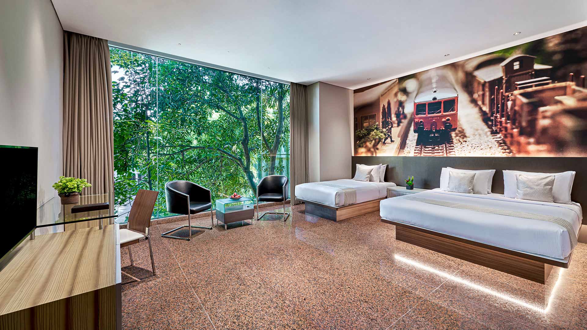 Premier-family-1920w