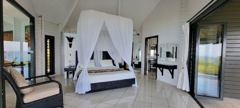 rt_20231018_103123_1740531817