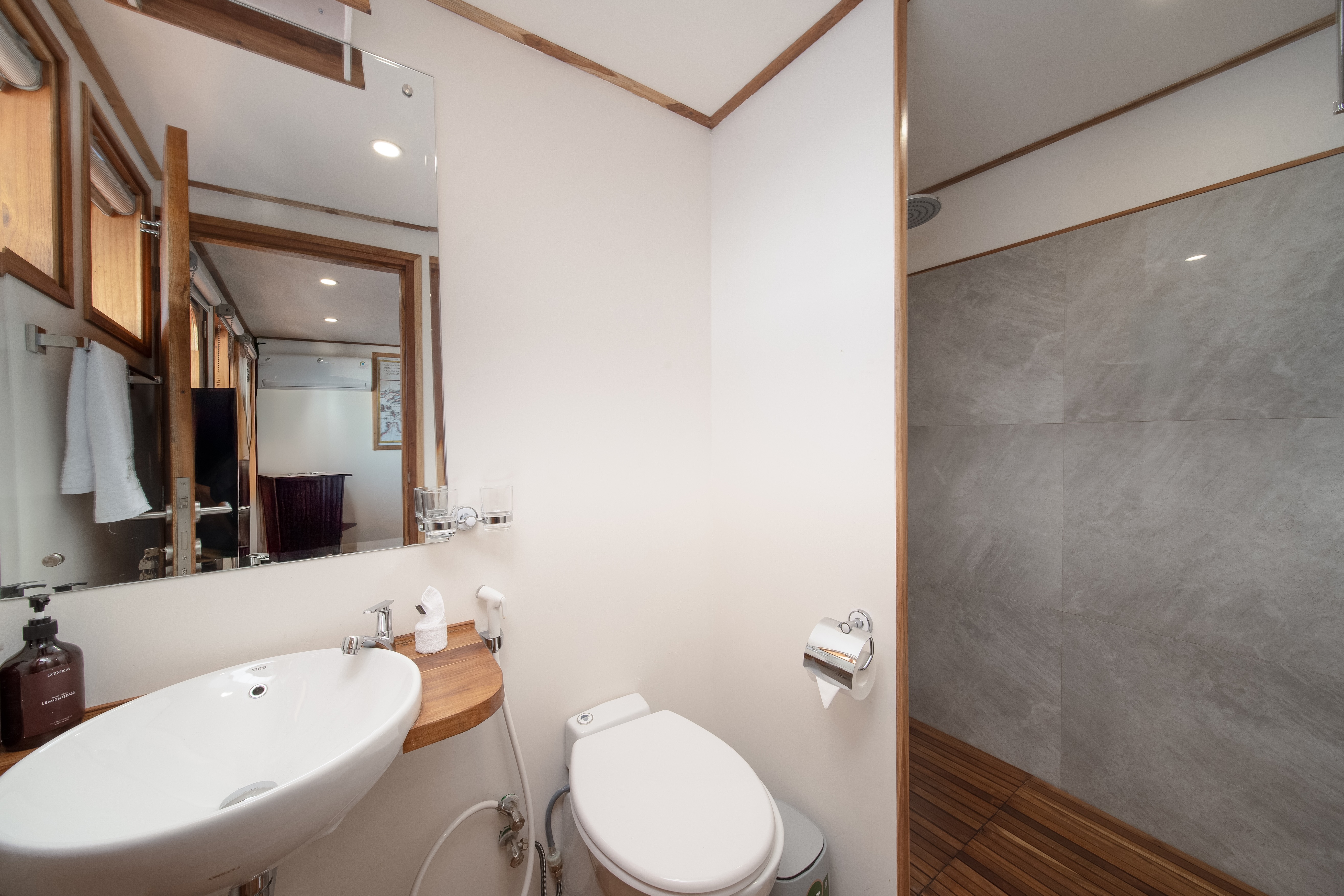 SINGLE_CABIN_UPPER_DECK_4_prova